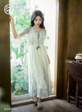 柒量一裁小个子优雅气质杏色碎花收腰显瘦连衣裙淑女风中长裙0501