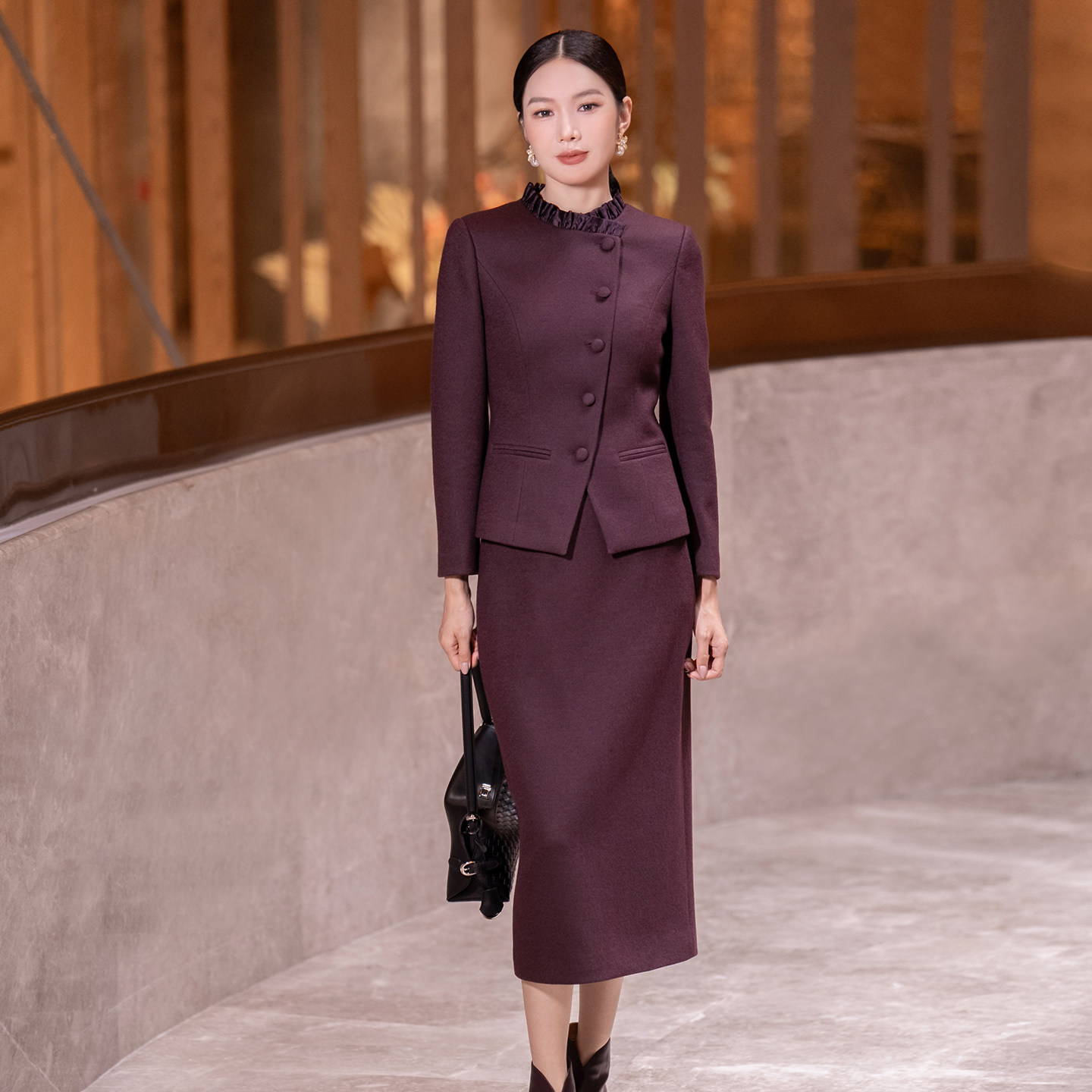首尚格释喜婆婆婚宴套装裙女2026冬季新款气质洋气时尚毛呢两件套