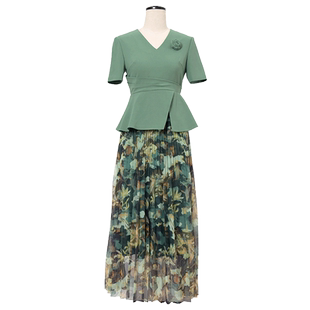 绿色套装裙女2025夏季新款时尚优雅端庄大气压褶印花半身裙两件套