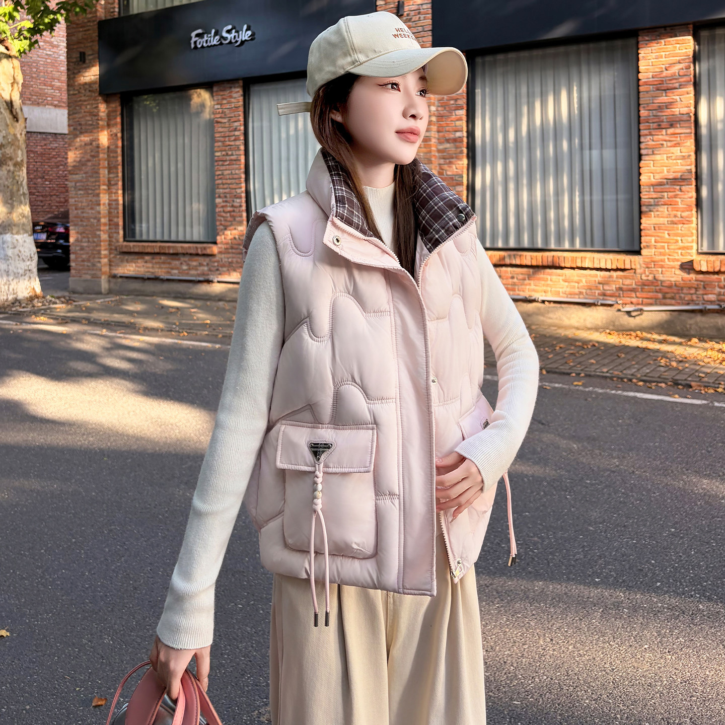 秋冬加厚保暖立领格纹女马甲