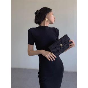 气质修身包臀半高领针织连衣裙中长款复古小黑裙小个子紧身裙女