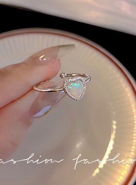 高级感彩色爱心戒指女时尚个性开口食指环2026年新款潮小众设计感