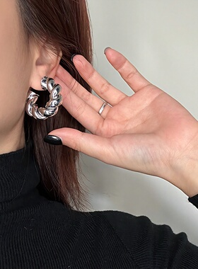 法式复古夸张金属麻花C形耳环女高级感ins风港风圆圈耳饰s925银针