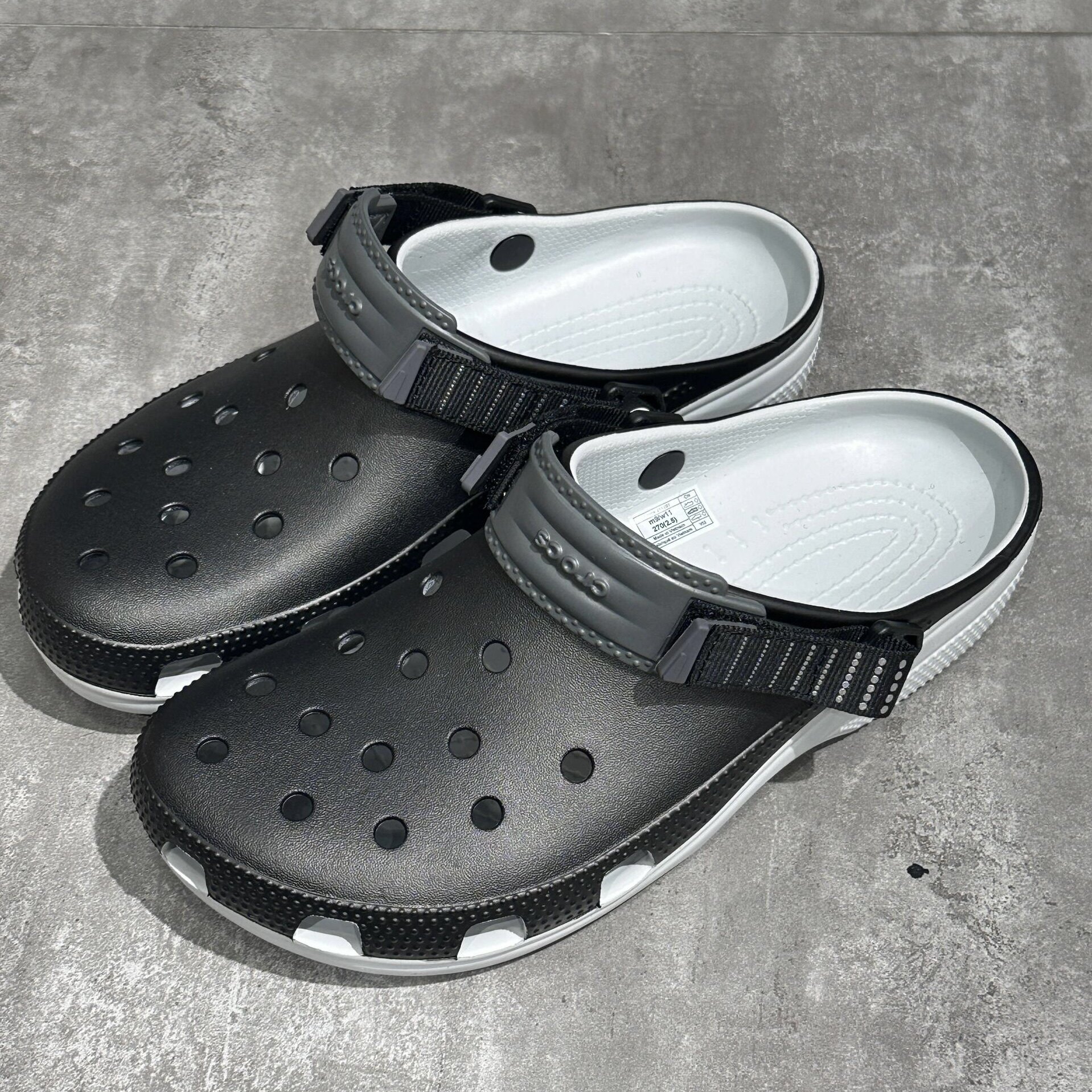 Crocs卡骆驰男女夏季沙滩经典猎豹户外涉水搭扣凉拖洞洞鞋211287