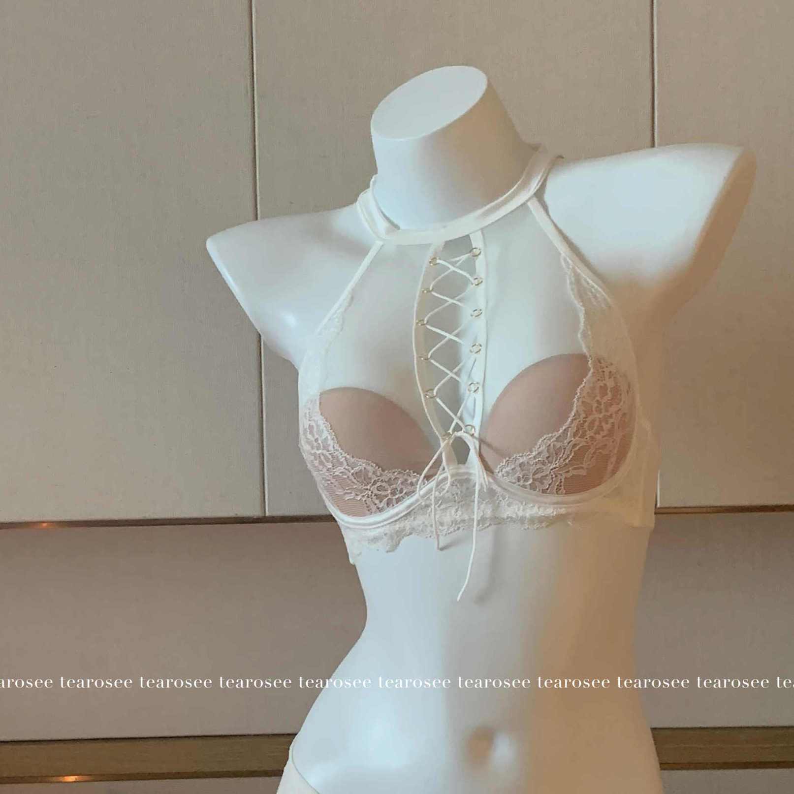 tearosee嗲精穿搭性感内搭交叉绑带挂脖有垫聚拢纯欲内衣文胸套装