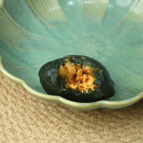 极卡魔芋纯艾草青团红豆蛋黄辣松0淀粉添加0卡糖早餐代餐海街茶点