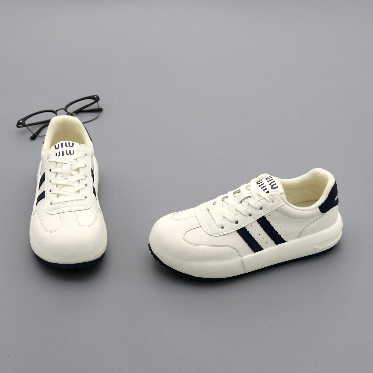 加绒小白鞋女保暖棉鞋2025冬季丑萌真皮系带厚底休闲德训鞋女板鞋,女鞋,时尚休闲鞋,淘宝优惠券,粉丝福利购,淘宝优惠卷