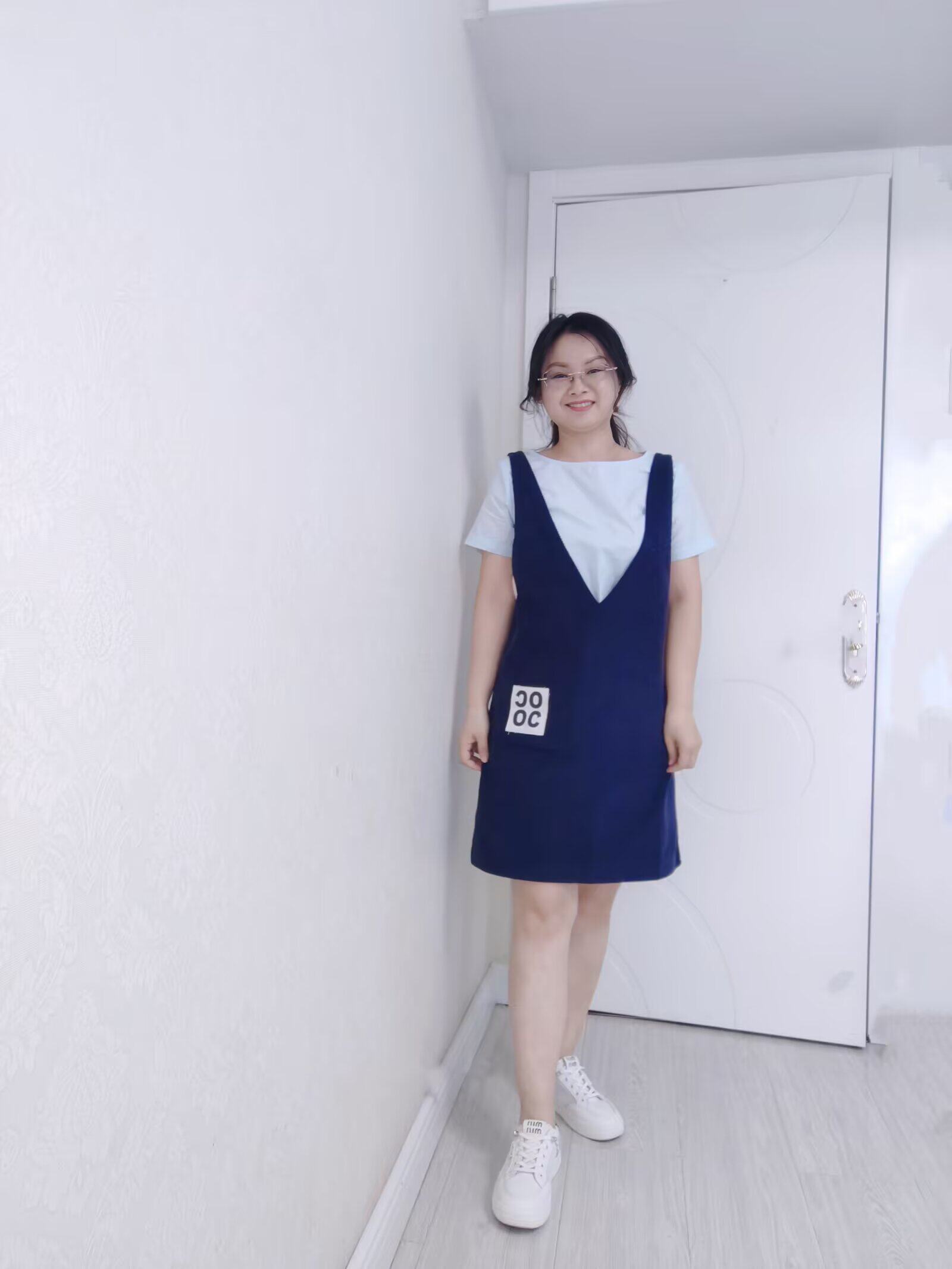 春夏季新款2件套装潮流短袖背带连衣裙