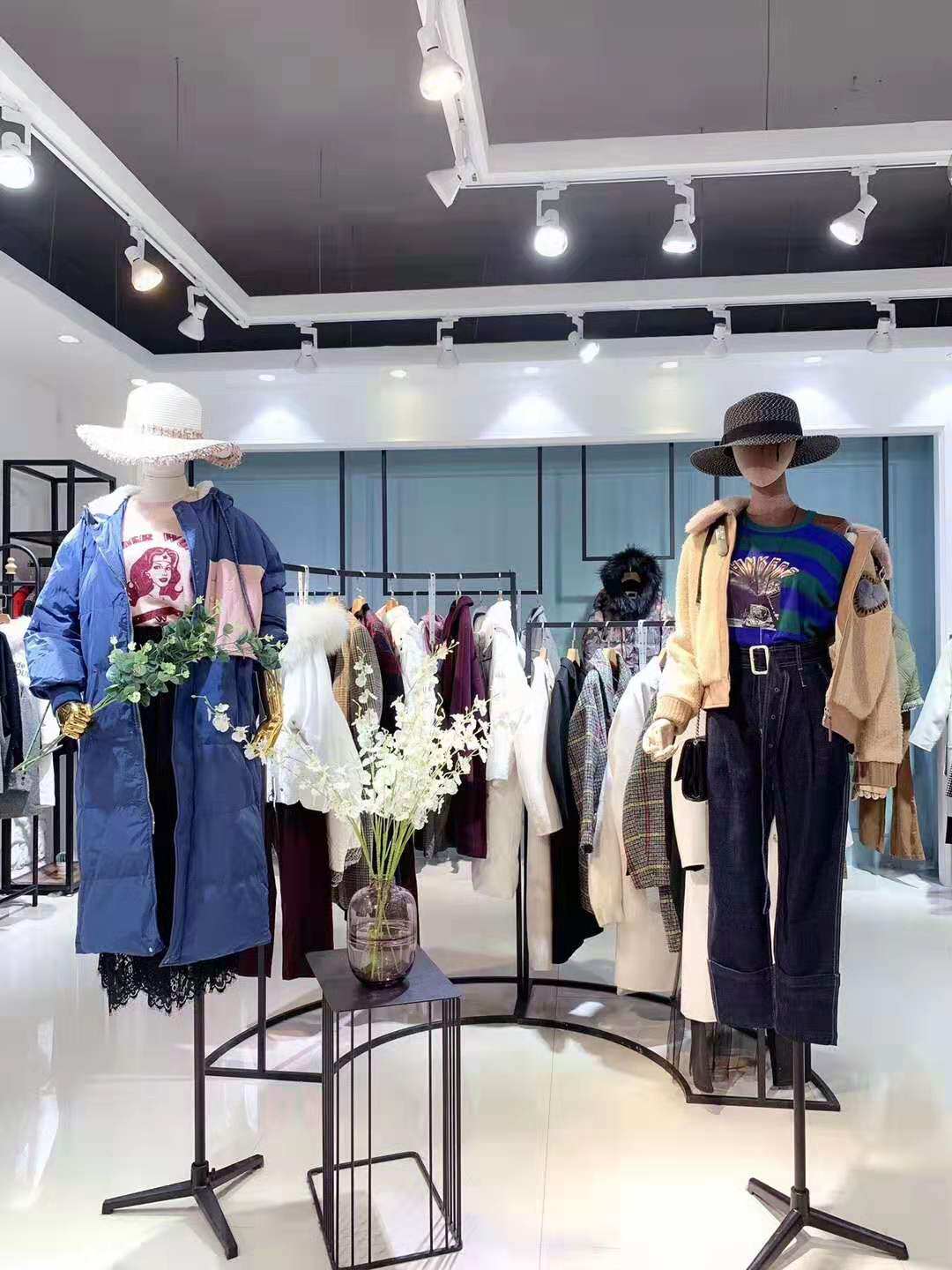 品牌专柜折扣艾安qi 巧克力，如BIN欧yi力不退不换69.9-169.9元|ruв категории Женская одежда, костюм/студенты школьную форму/обмундирования, профессионального женский брючный костюм - от Buy2taobao.com для оказания профессиональной услуги покупки агента Taobao