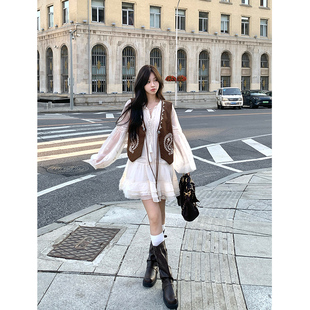 Adan麂皮绒立体刺绣马甲秋季 上衣女 美拉德复古百搭设计感背心无袖