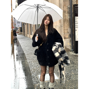 Adan 加厚保暖慵懒休闲皮毛一体大衣女 黑色V领仿羊羔毛外套冬季