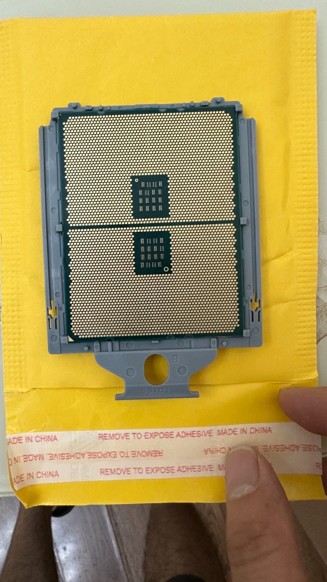 （议价）amd epyc 7J13，64核，2.45-3.5G！和7