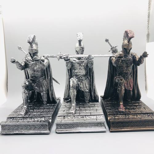 执行官笔座武士多功能桌面摆件