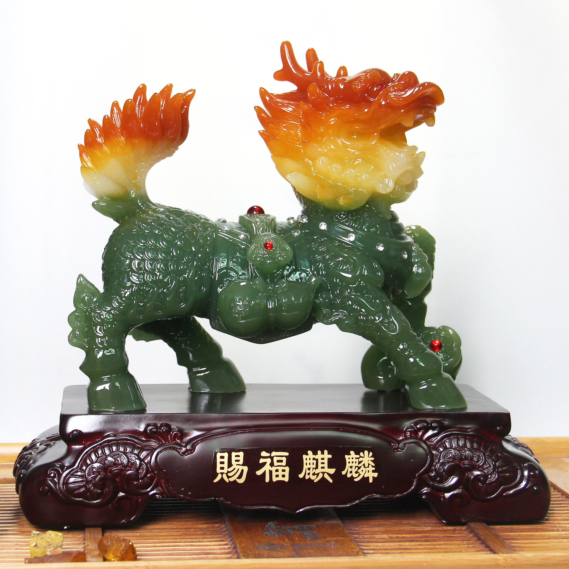 树脂玉麒麟摆件一对如意踩球踩元宝蜜蜡麒麟乔迁开业礼品