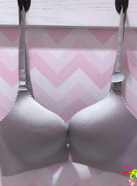 6ixty8ight专柜正品 一片式无痕无钢圈银灰色内衣 文胸8S8BR03949