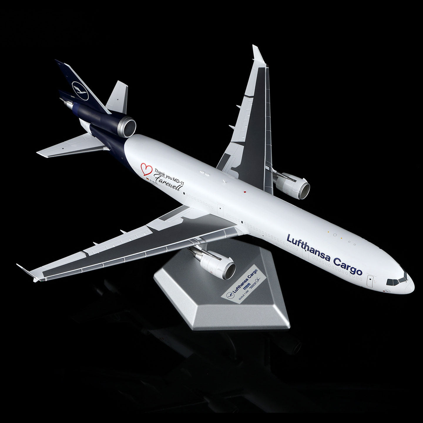 SQ Wings 1:200 合金 飞机模型 德国汉莎航空 麦道 MD-11F D-ALCC