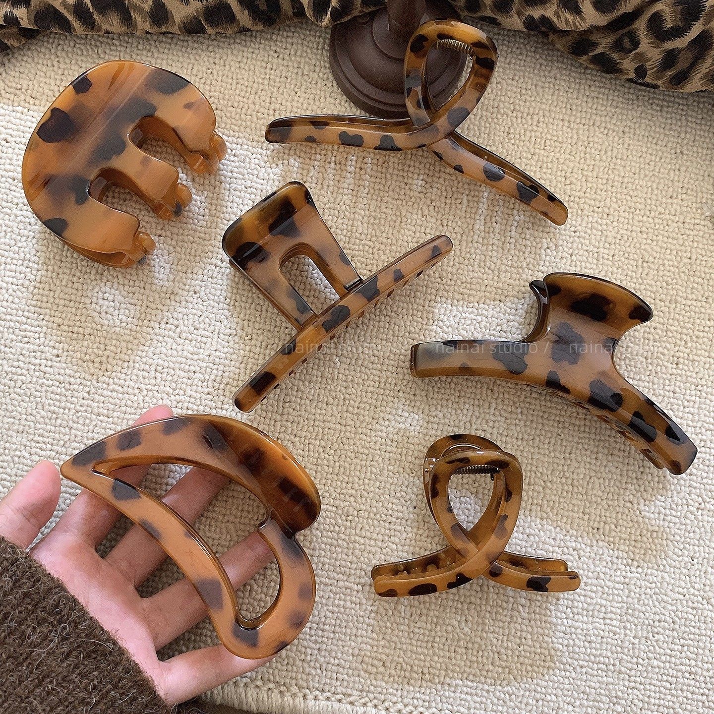 豹纹系抓夹~早秋新款韩系慵懒风高级感甜酷后脑勺盘发鲨鱼夹发夹