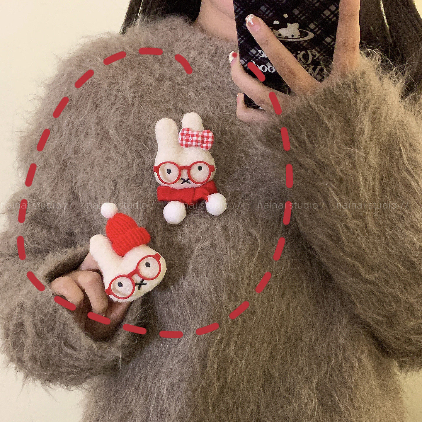 圣诞节米菲兔子胸针~红色毛绒卡通蝴蝶结圣诞帽胸花别针可爱配饰