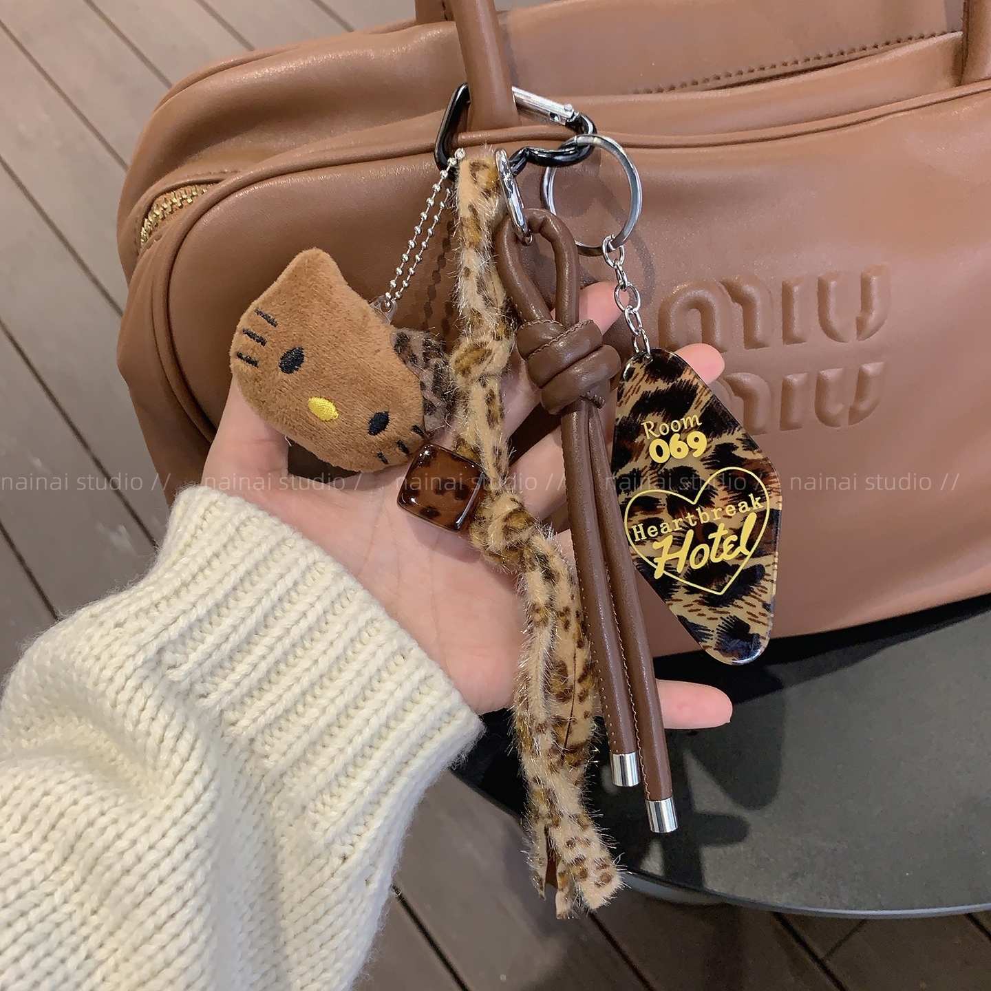 豹纹Kitty挂件~黑皮KT猫咪miu系风极繁主义包包挂饰车钥匙扣配饰