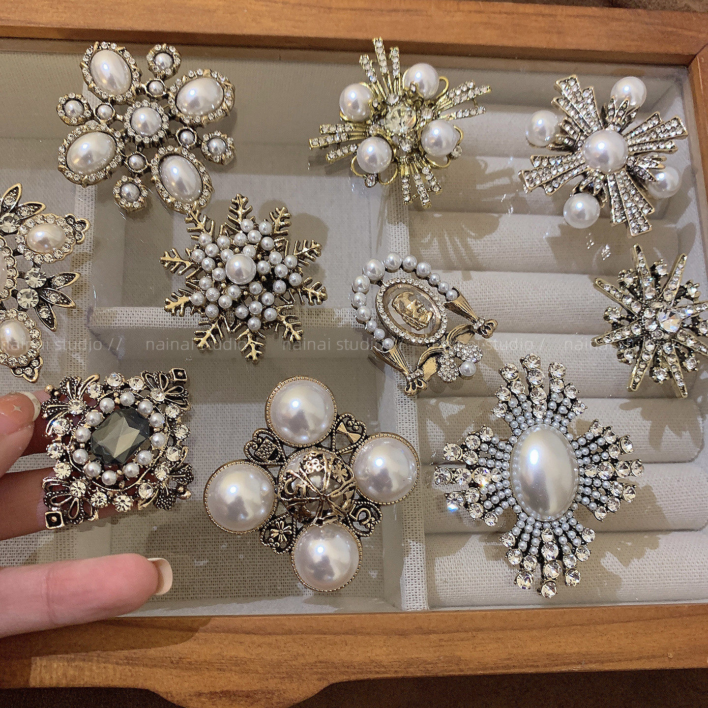 做旧宫廷风胸针~珍珠高级感巴洛克胸花别针复古气质大衣外套配饰