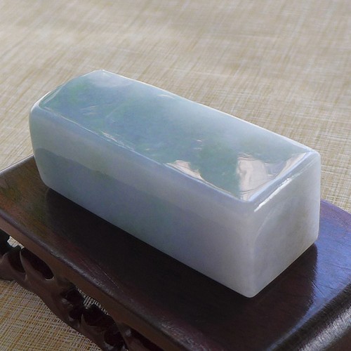 A货糯冰素面长方条精工翡翠印章