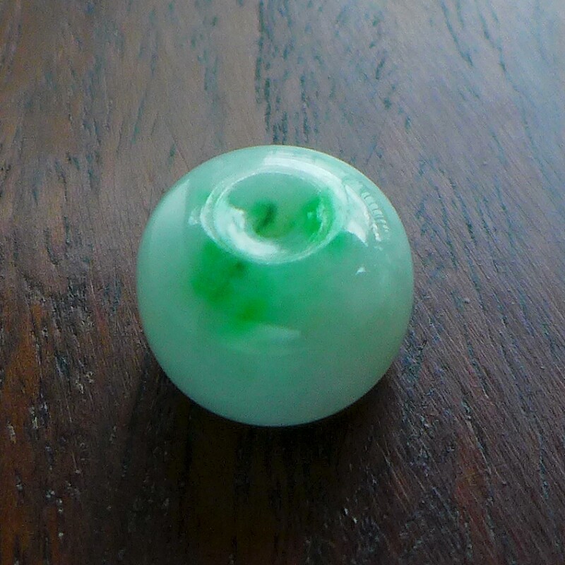 A货好种阳绿鼓珠路路通翡翠吊坠