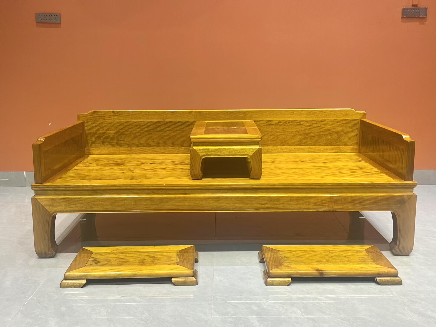 金丝楠木虎皮纹罗汉床实木沙发榻卧具明式午休床小叶桢楠客厅床榻