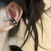 中古黑金气质芒星耳骨夹女无耳洞高级感轻奢小众耳夹 楼哈哈