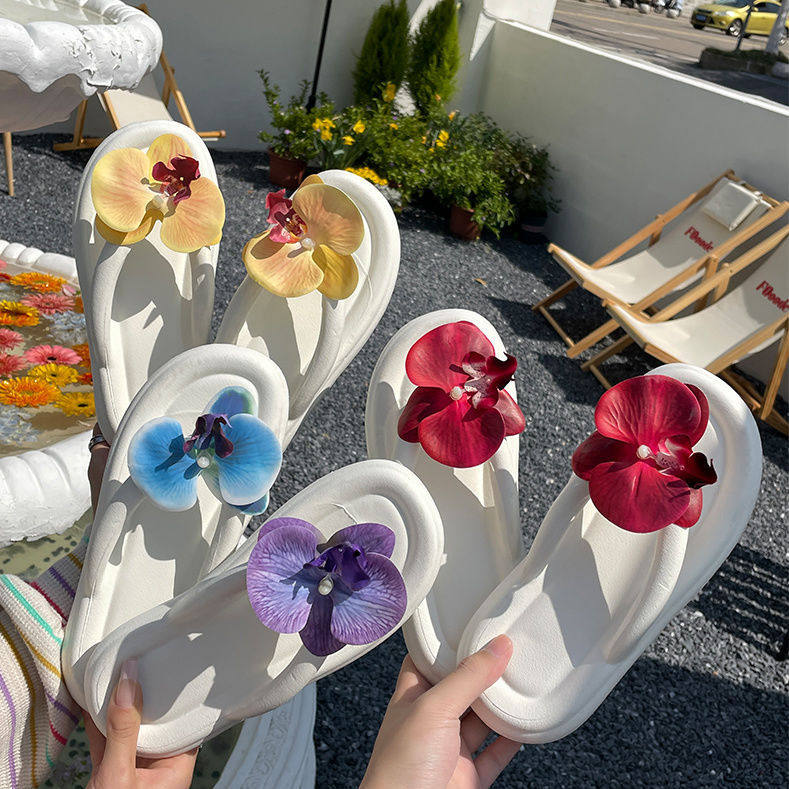 蝴蝶人字拖夏季外穿百搭时尚花朵平底软底红色海边沙滩度假女拖鞋