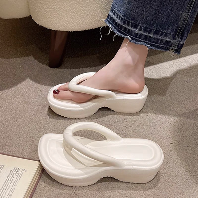 人字拖鞋厚底海边凉拖沙滩夹趾