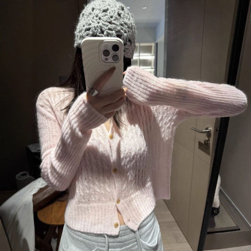 高端羊驼毛精致刺绣麻花针织开衫毛衣女2025秋冬柔软羊毛衫