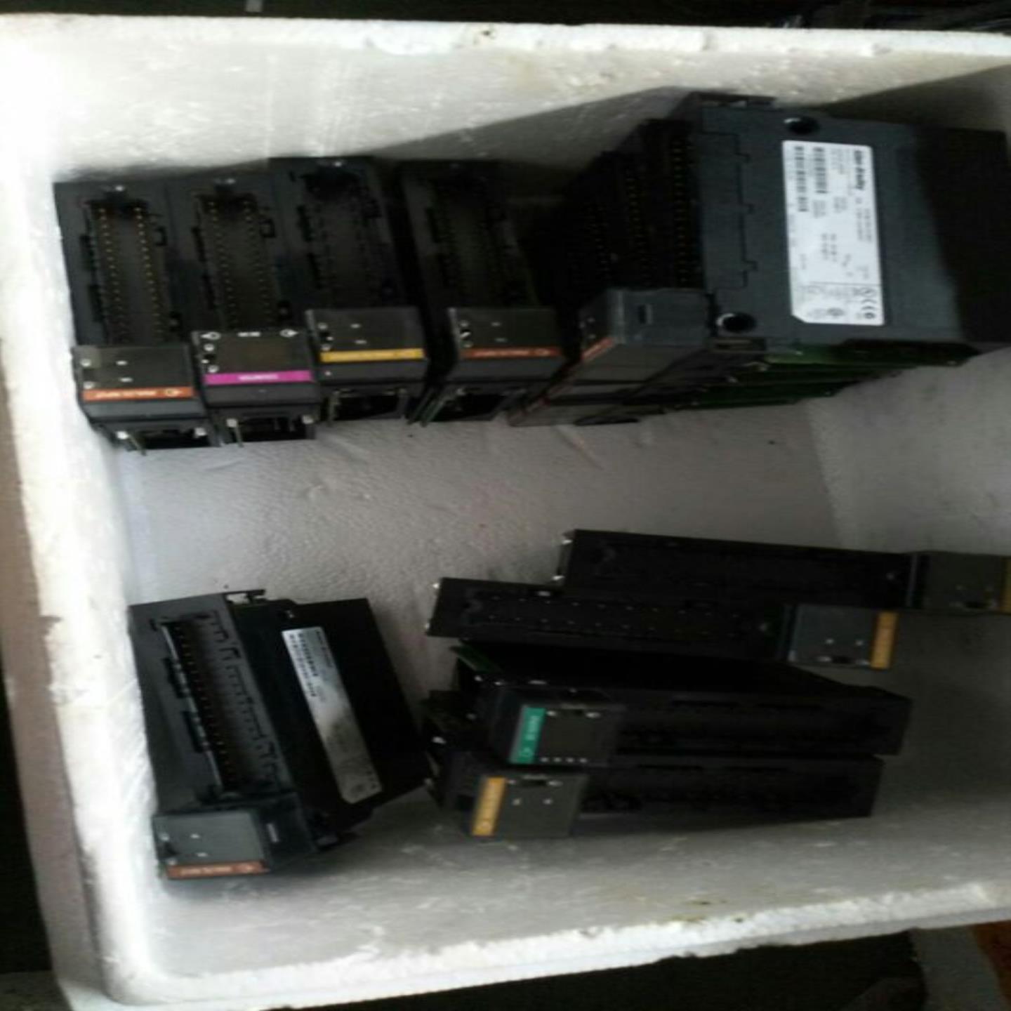 1756-IV32  1756-IF61A   1756-CNBR    1756-IB32  议价询价