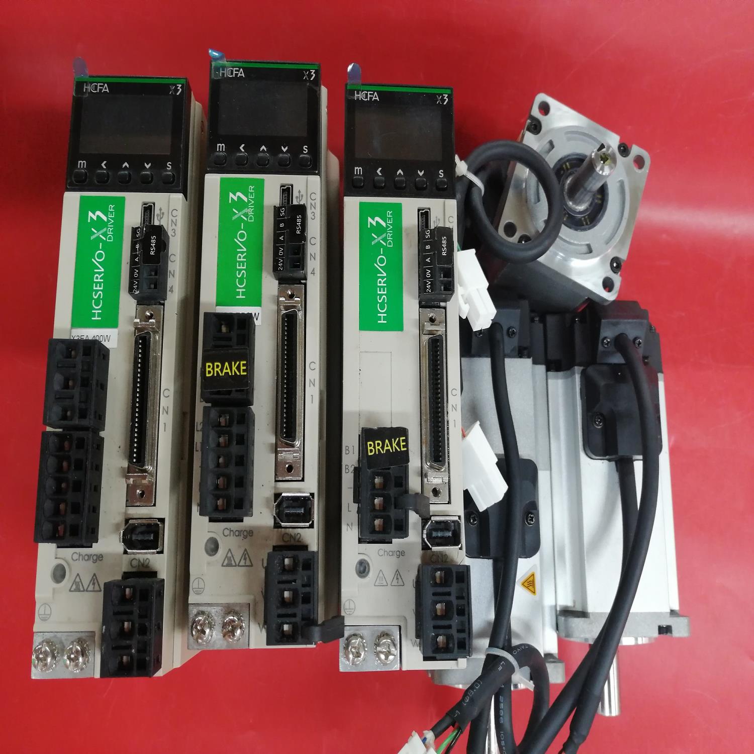 二手伺服电机 SV-X3MA040A-B2LNN2LN+SV-X3EA040A-A功能包好询价