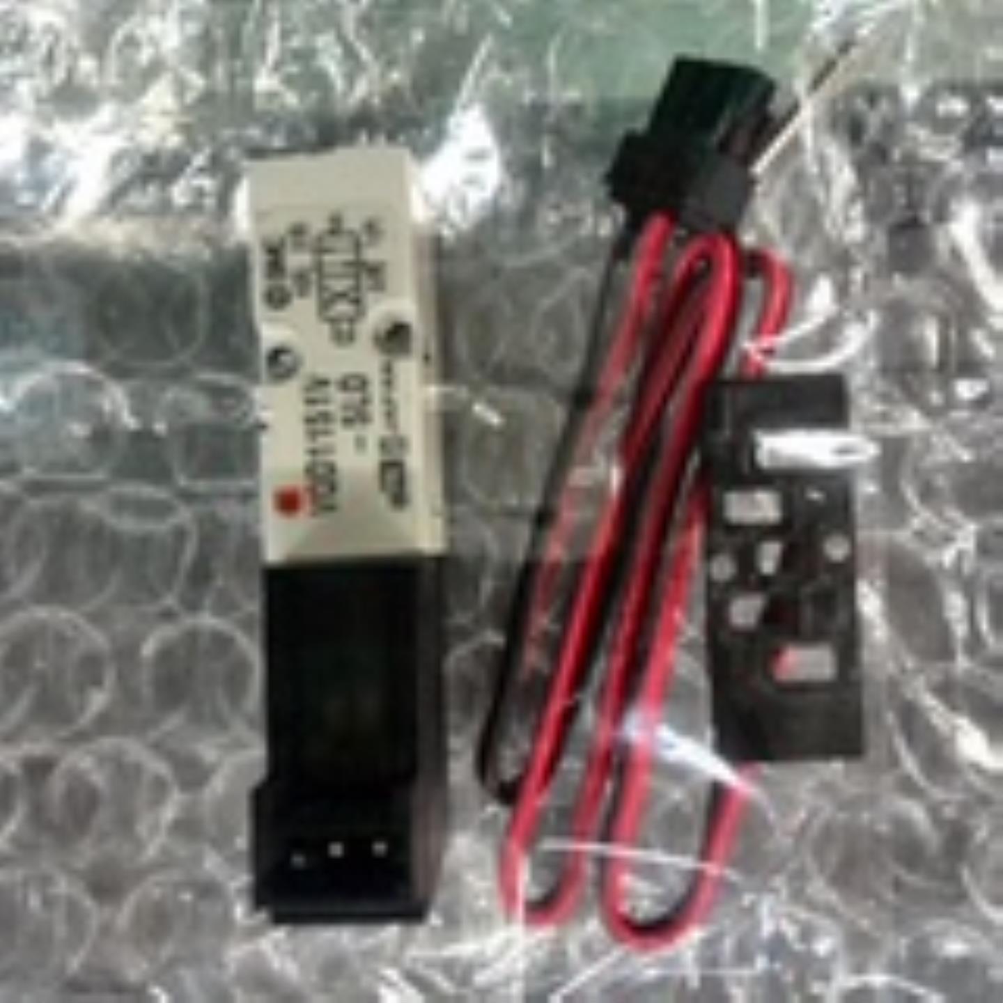 SMC 电磁阀 VQD1151U-6MO  VQ110U-6MO  VQZ235-6LO现货询价