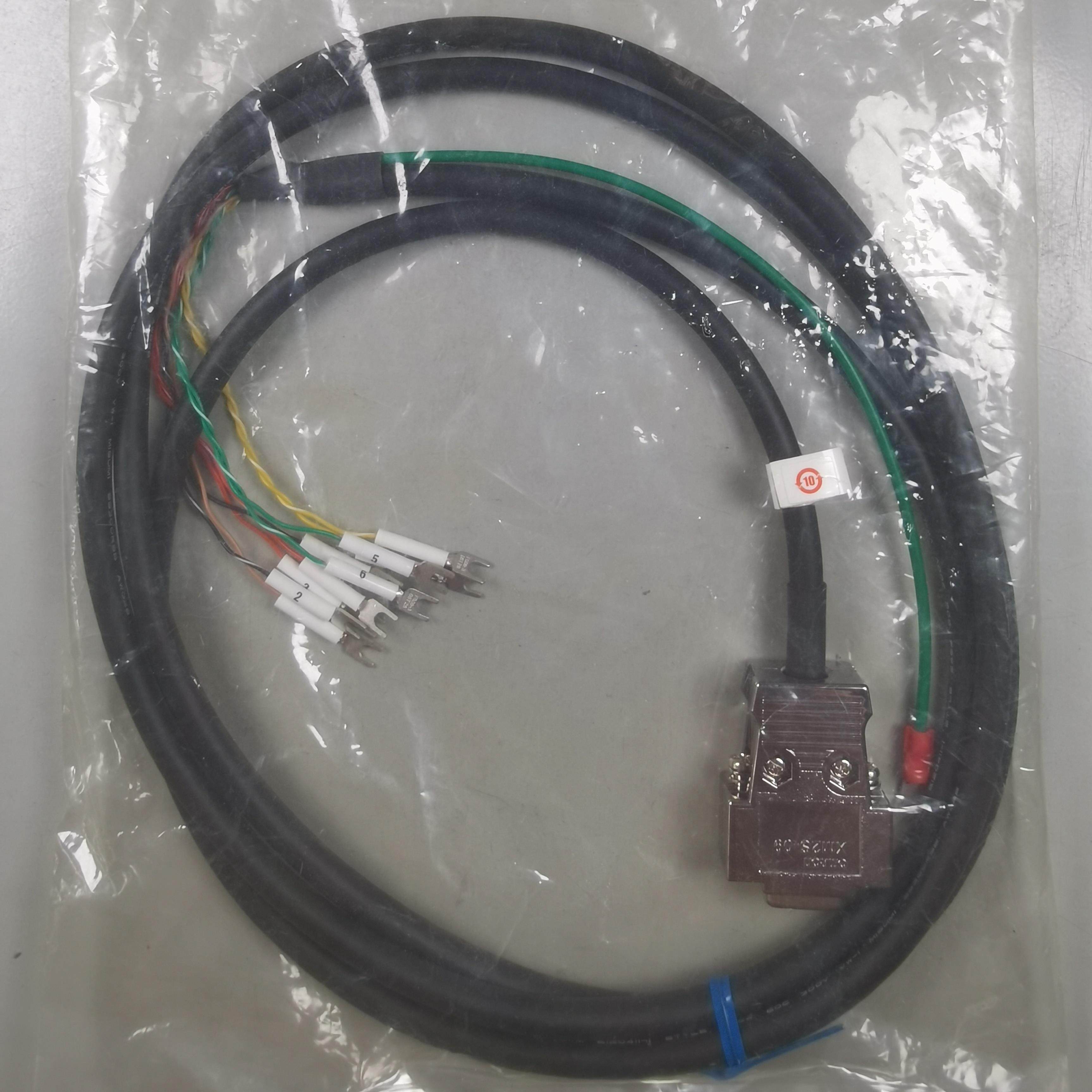 OMROn欧姆龙 XM2S-09 9芯连接线缆 原装全新 未使用 现货实价询价