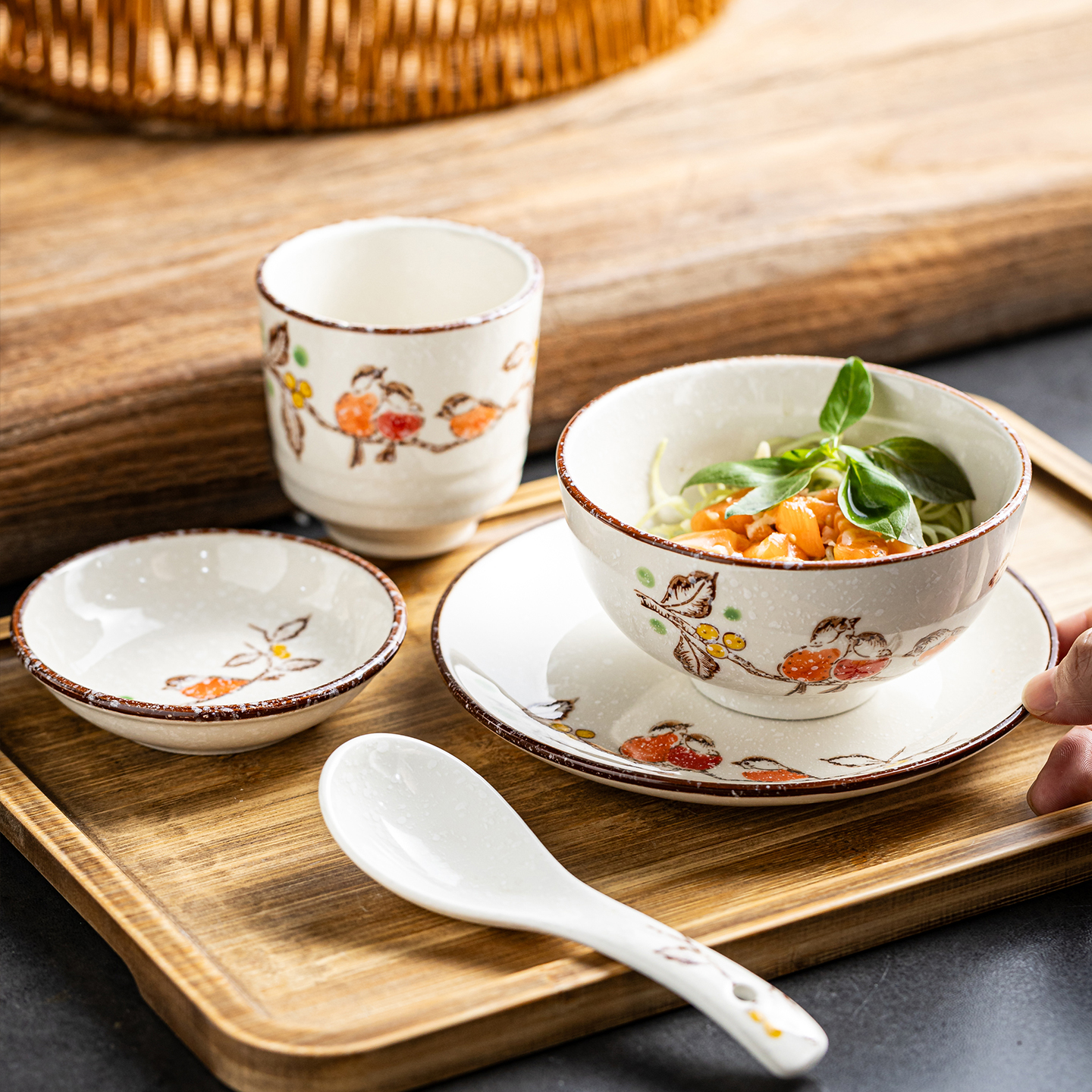 釉下彩餐厅摆台陶瓷碗米饭碗汤碗骨碟新房入宅家用餐具摆盘套装