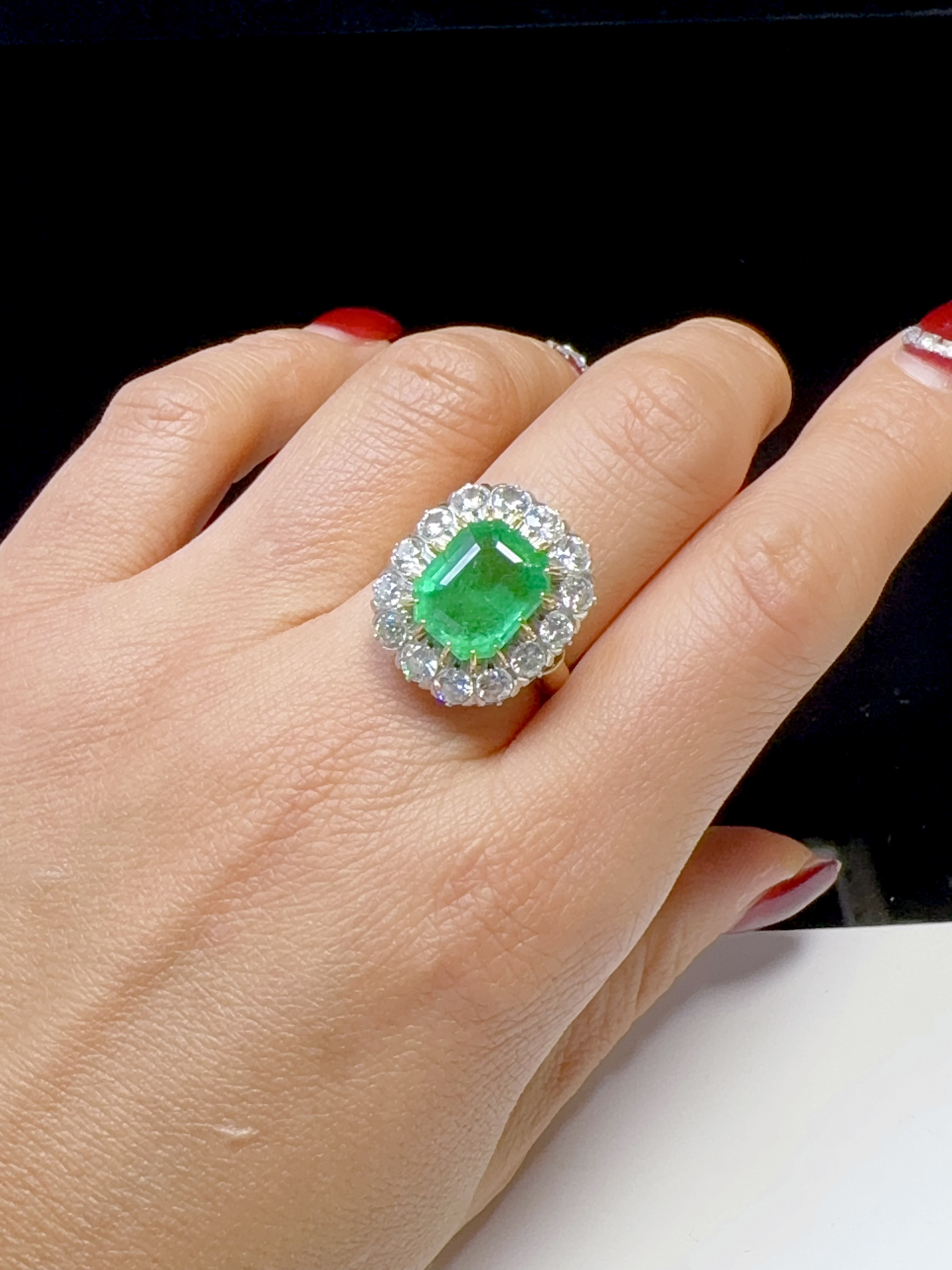 美好年代 18K金哥伦比亚祖母绿钻石戒指 法国作品收藏级别珠宝