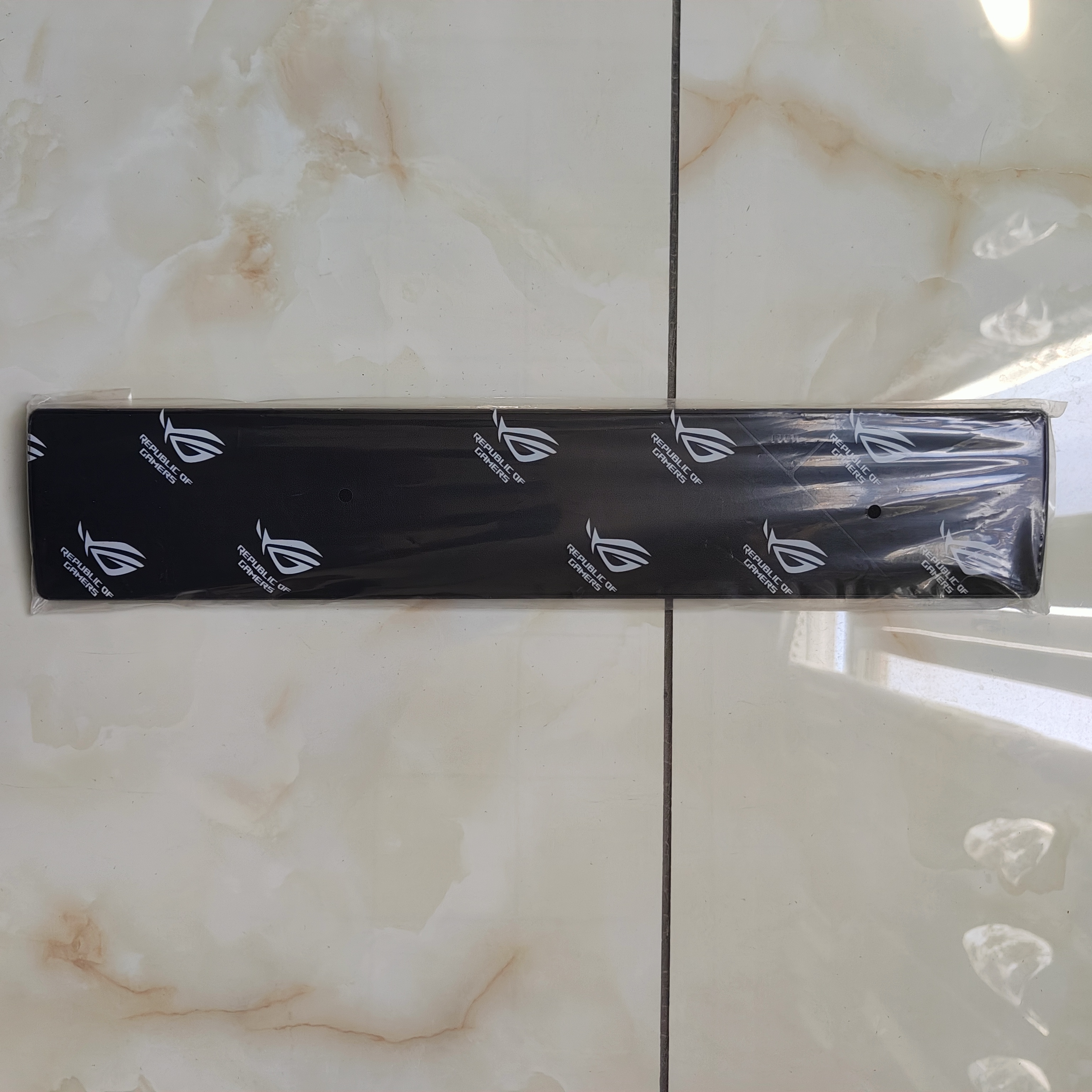 全新正品rog游侠2 104键键盘掌托 游侠2 皮质磁吸手托腕托全新