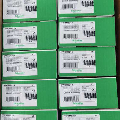 电机连接线，工业连接线，电缆插头 VW3M8214议价