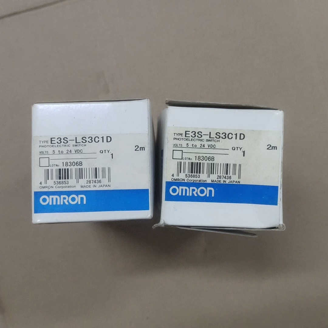 光电开关E3S-LS3C1D  2个共158议价