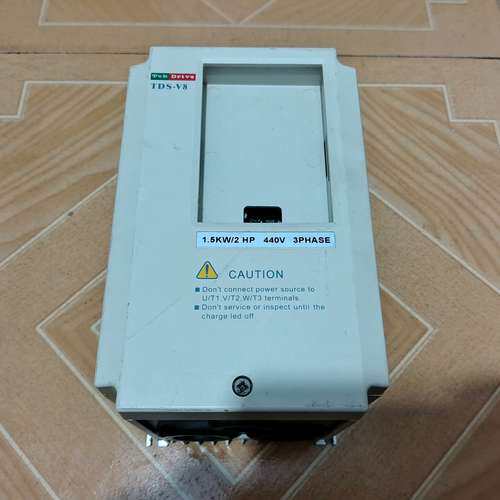 1.5kw东达变频器TDS-V8-H1P5F，功率1.5kw议价