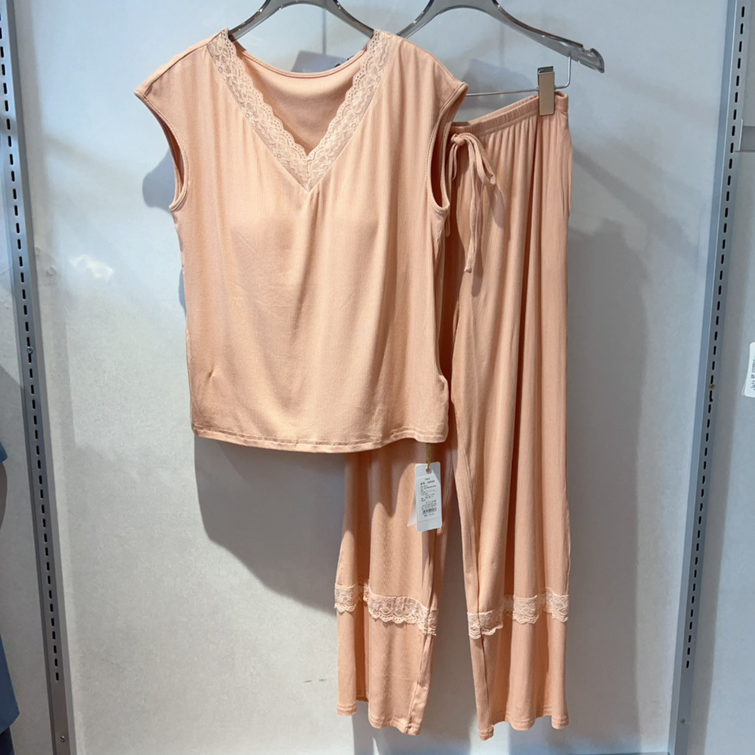 欧仕尚新女士家居服睡衣套装柔软超垂莫代尔面料v领蕾丝阔腿长裤