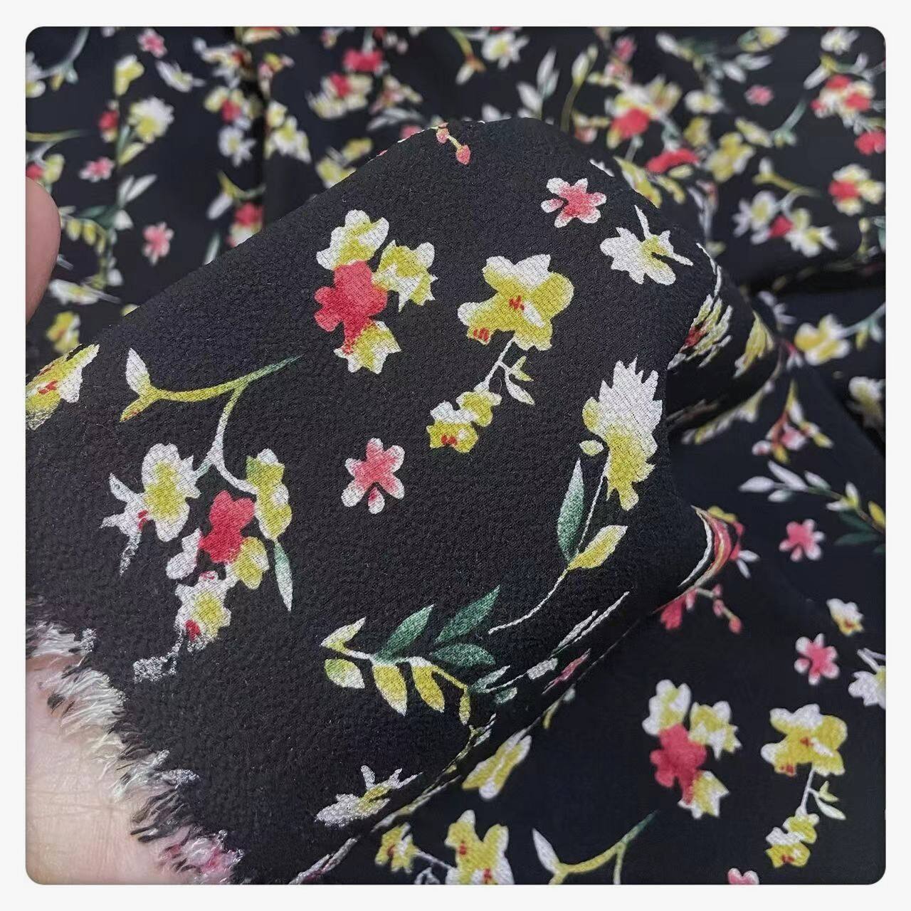 垂顺抗皱不透 花枝招展巴黎珠碎花雪纺面料 连衣裙衬衣阔腿裤布料