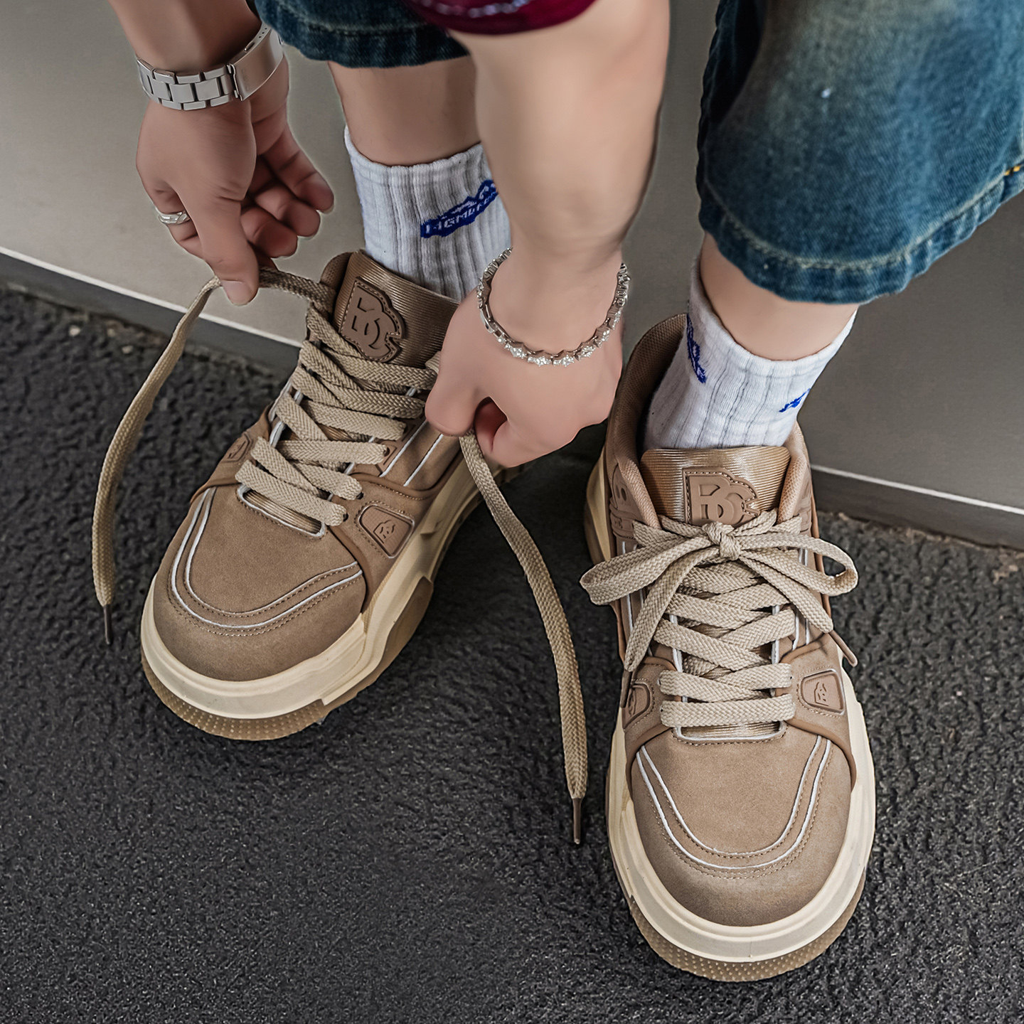 男鞋春季2026新款复古百搭厚底增高面包板鞋耐磨防滑休闲运动潮鞋,流行男鞋,单鞋,淘宝优惠券,粉丝福利购,淘宝优惠卷