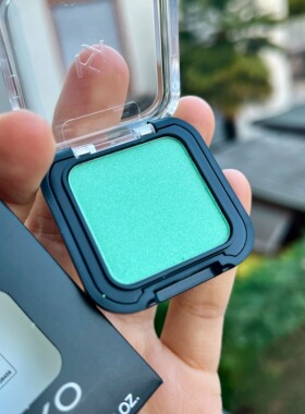 小猴子推荐正品KIKO小方盒Smart单色眼影紫色22黄色25绿26天兰29