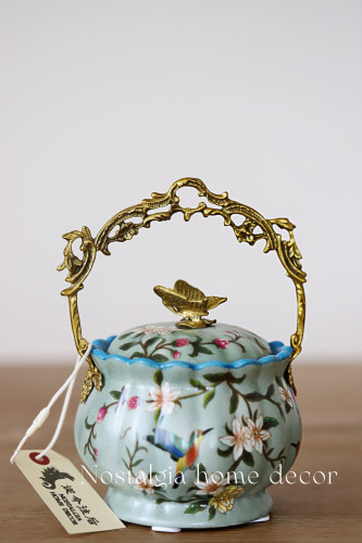 从今往后HomeDecor- CFHX41-蝶落春瓷提篮花瓶