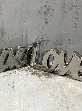 陶瓷摆件居家流线鎏银