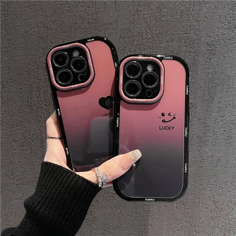 黑色爱心笑脸奶油壳适用苹果16Promax手机壳iPhone14Pro11小米15华为mate70红米k60荣耀x100nova13note12一加