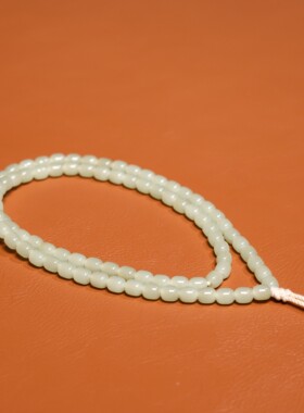 秋会长和田玉新疆天然青白籽料胶囊珠项链【NGTC国检N1子料大证】