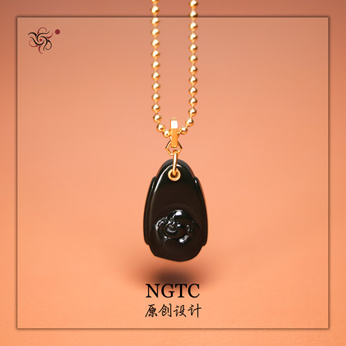 秋会长的和田玉新疆天然黑青籽笑面佛吊坠NGTC子料N1大证原创设计